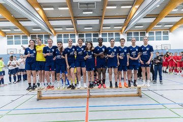 Bild 51 - C-Juniorinnen Loewinnen Cup